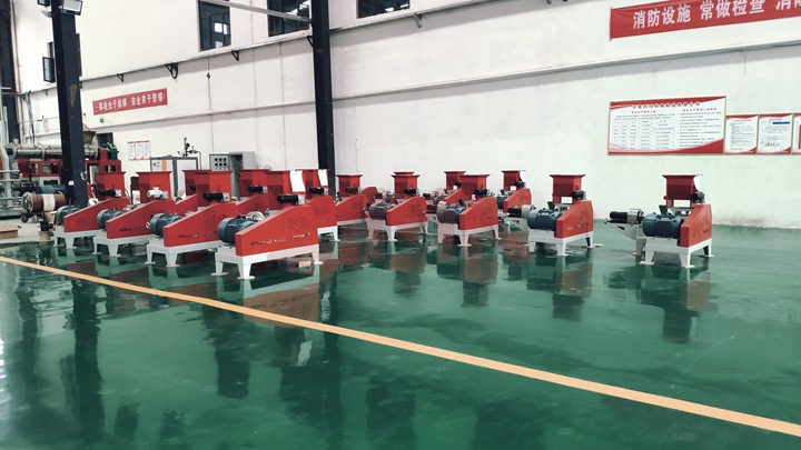 large scale Trout feed making machine in South Korea